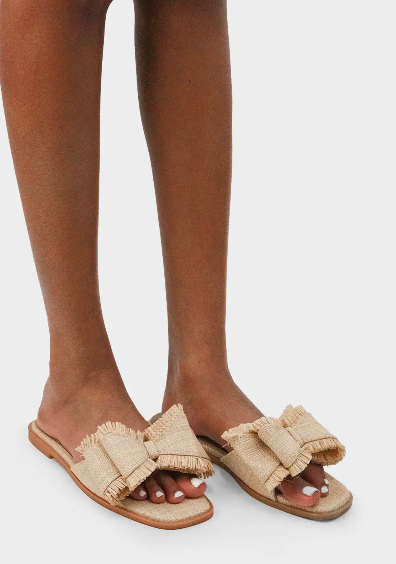 Resort Stay - Raffia Bow Sandals, Beach Slide, Summer Flat