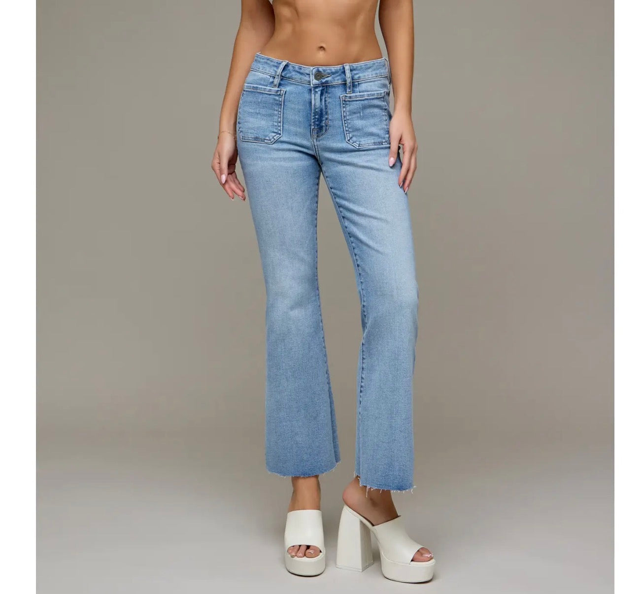 Hidden Happi Front Pocket Cropped Flare Jeans
