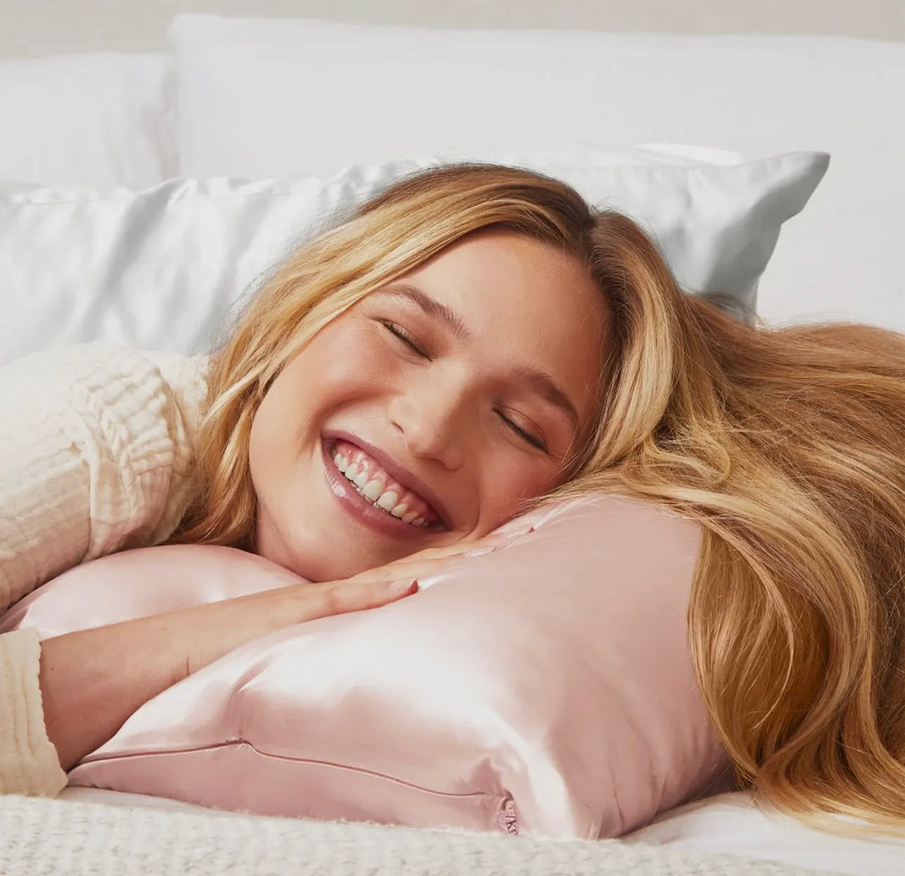 Kit*sch Standard Blush Pink Satin Pillowcase