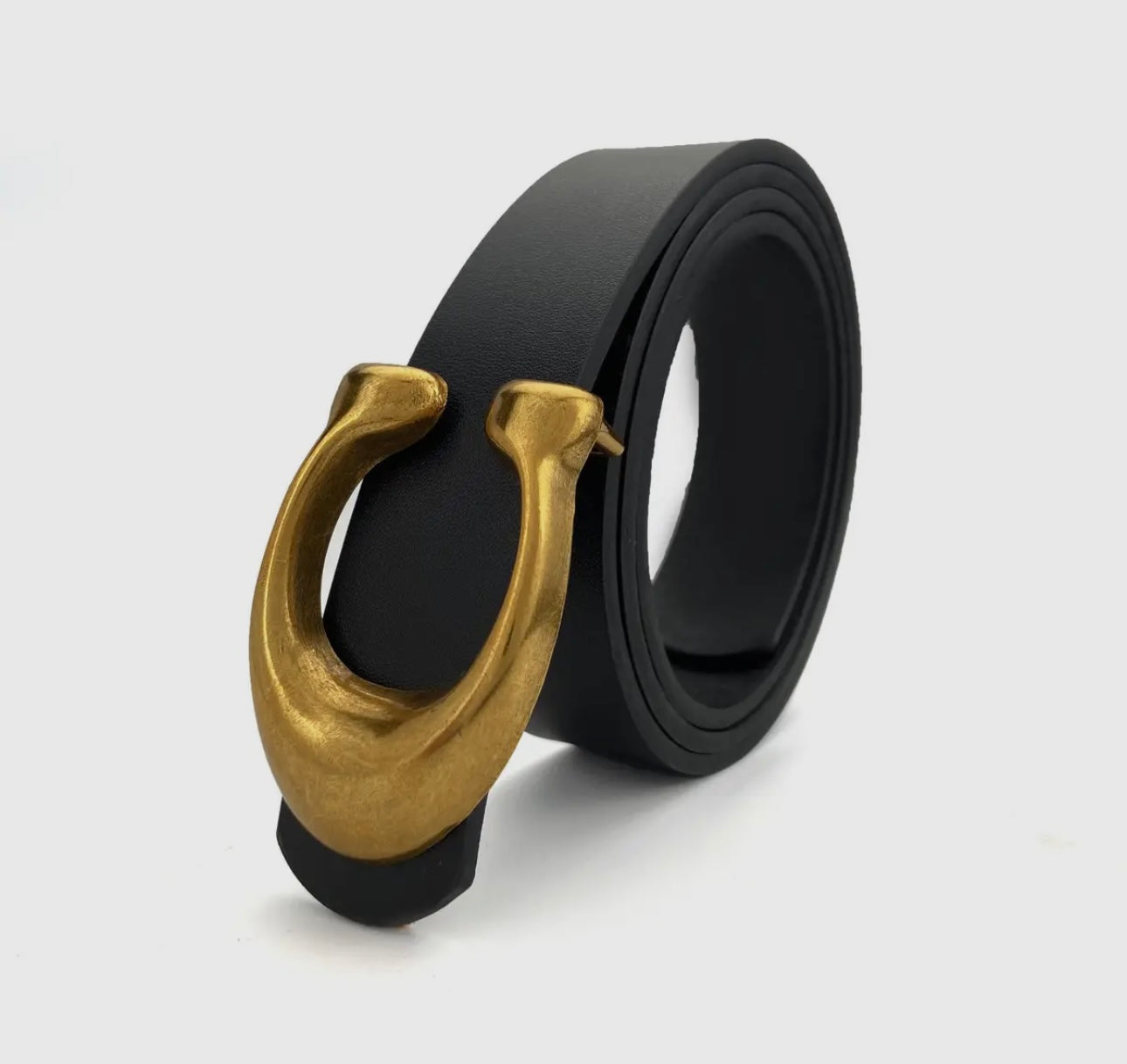 Fashion Retro U Buckle Black