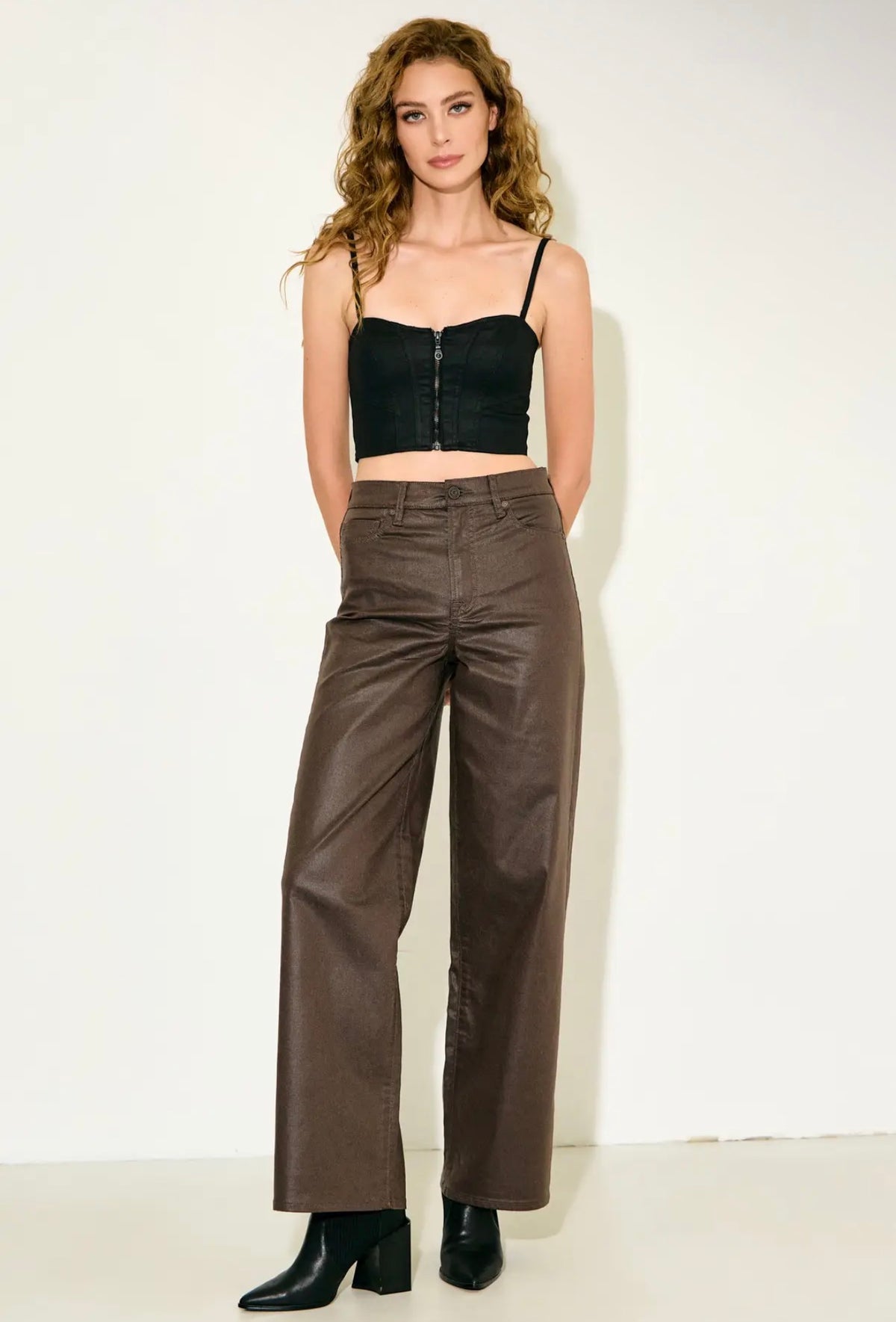 Logan Brown Coated Hidden Dad Jeans~31 inseam