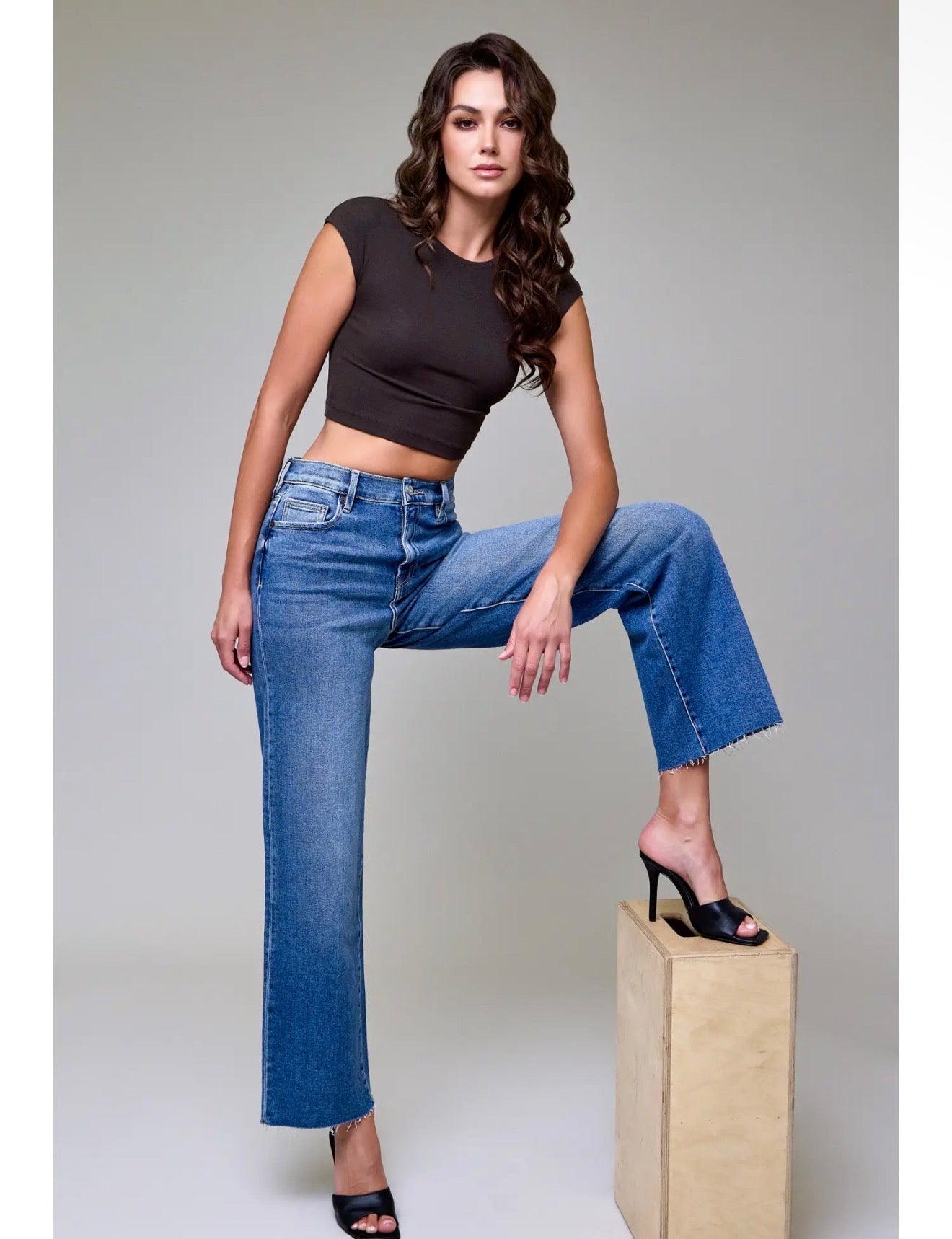 Hidden Logan Medium Dark Clean Stretch Dad Jeans