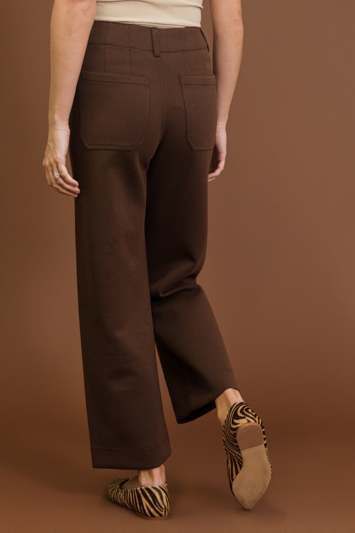 Front Pocket Ponte Fabric Cropped Pants~ Brown