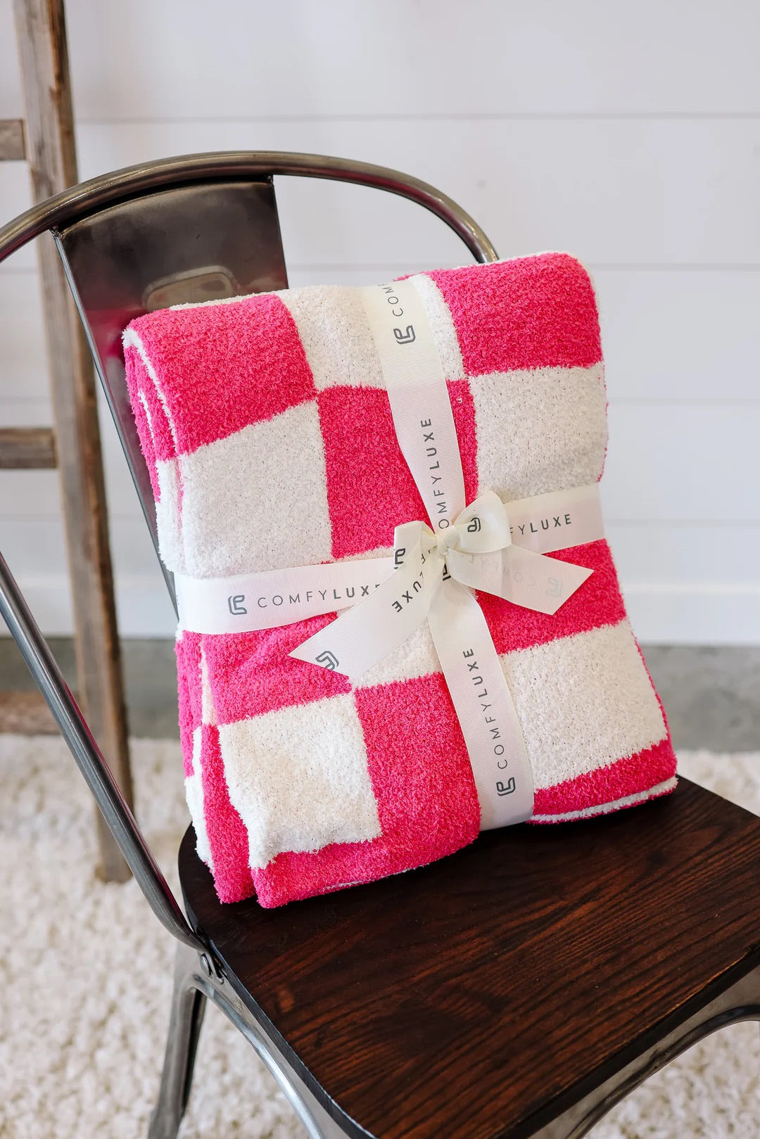 Comfy Checkered Blanket-3 Colors