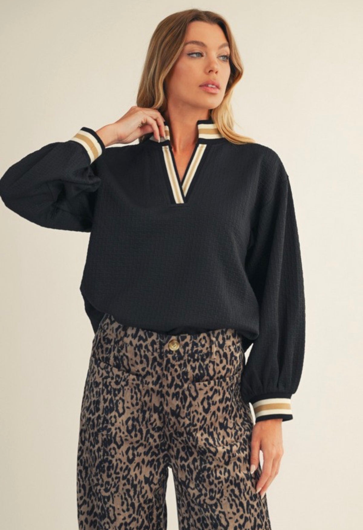 Color Rib Band Accent Textured Top