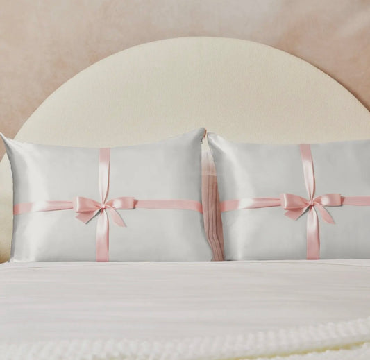 Kit*sch Holiday Ivory Standard Size Pillowcases- 2 Pack
