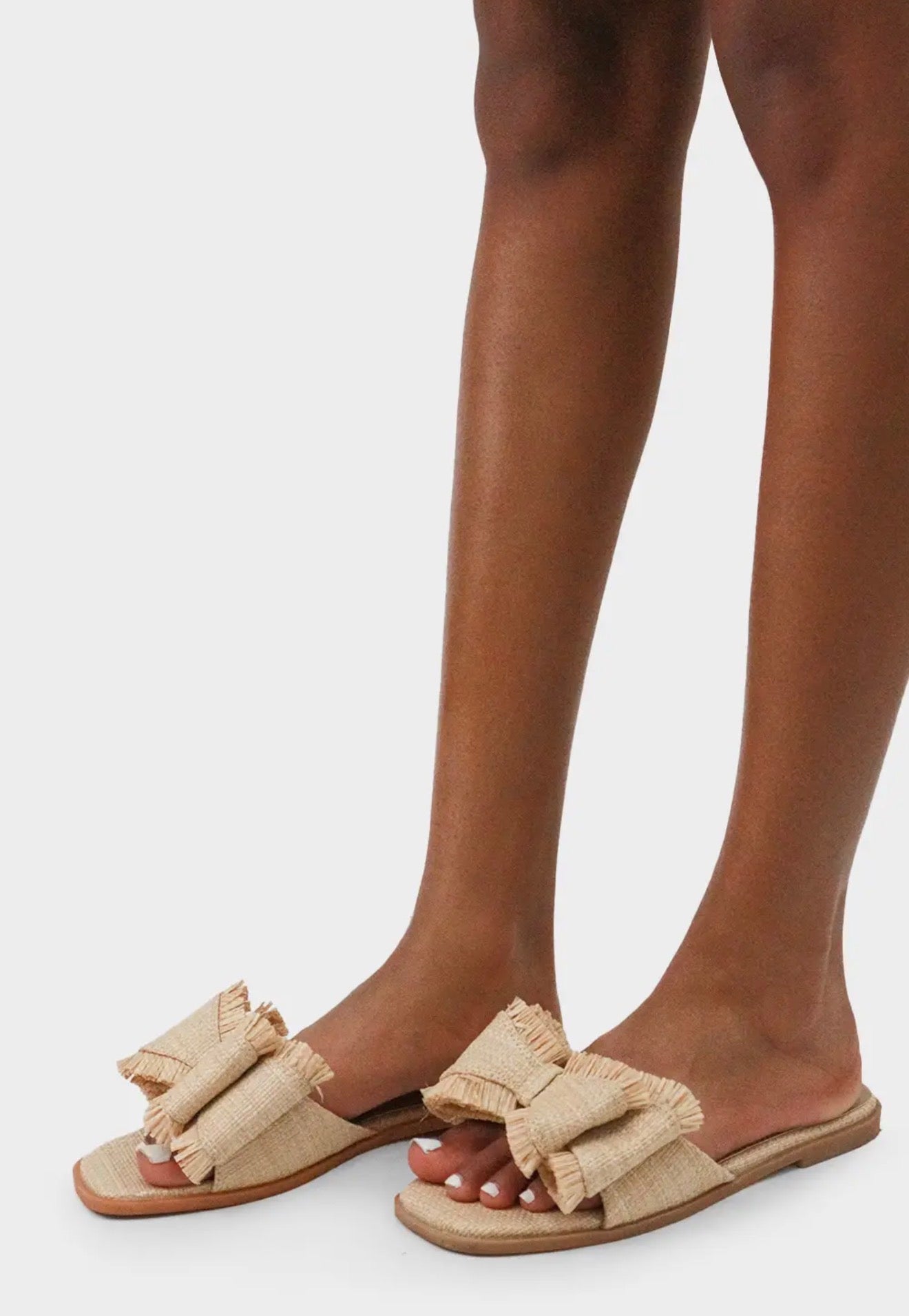 Resort Stay - Raffia Bow Sandals, Beach Slide, Summer Flat