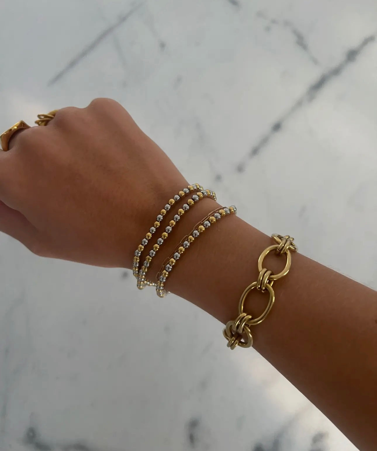 TWO TONED BEADED BRACELET SILVER & GOLD