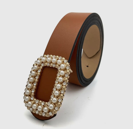 Round Diamond Pearl Belt Brown