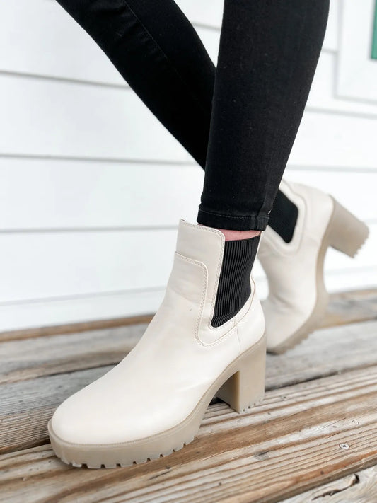 Good Day Cream Booties