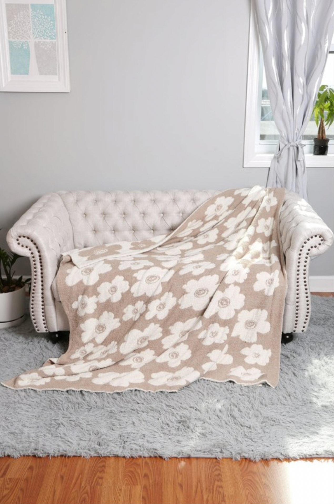 Comfy Flower Blanket- 2 Colors