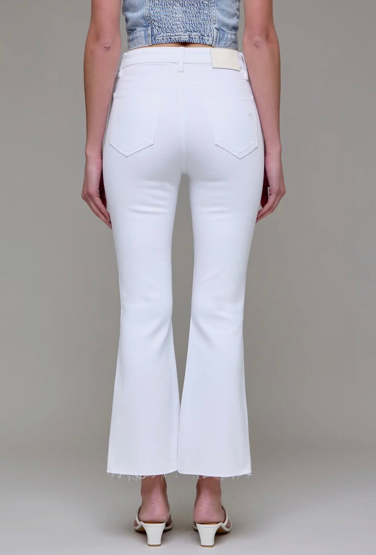 Hidden Happi Jeans Cropped Flared
