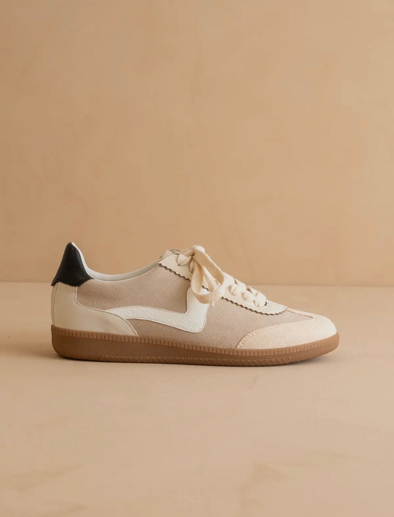 The Kyla Classic Low Top Sneaker