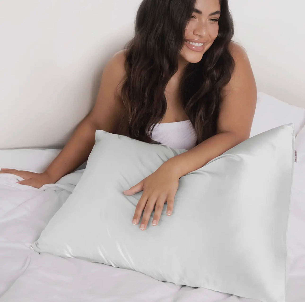 Kit*sch King Silver Satin Pillowcase