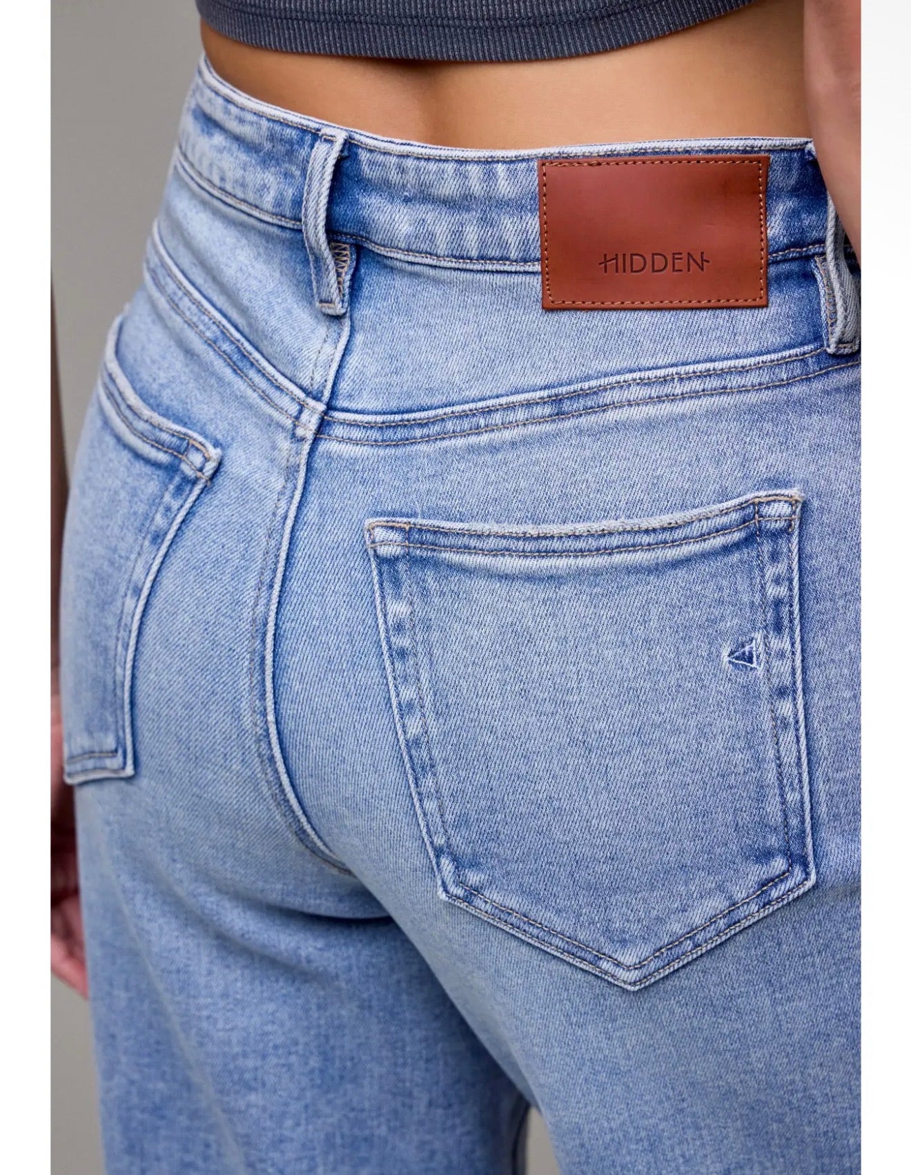Hidden Nori Medium Light Clean Stretch Cropped Wide Leg Jeans