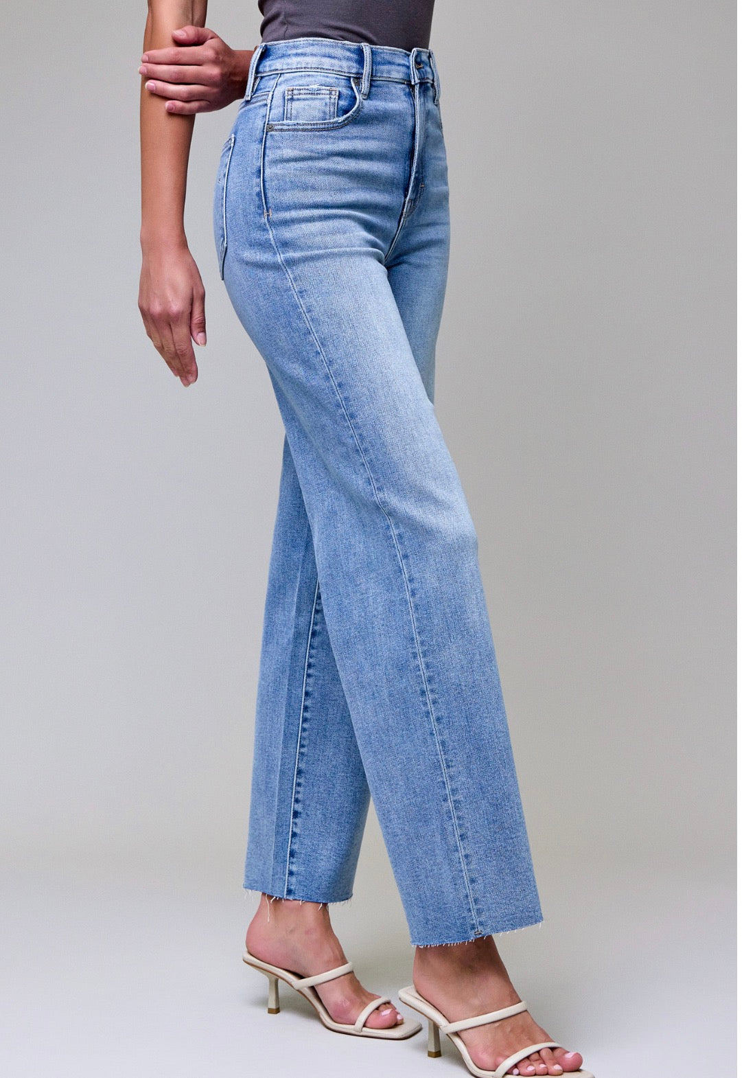 Hidden Medium/Light Logan High Waist Dad Jeans